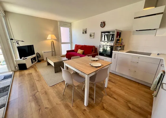 T2 Lumineux Apartment